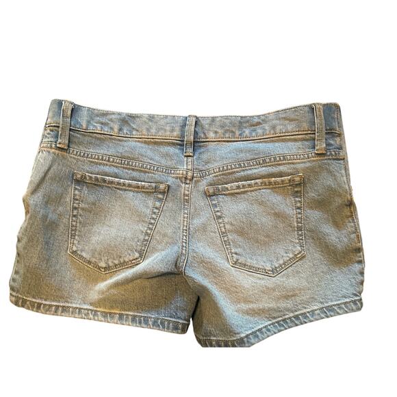 NWT Isabel Maternity Denim Shorts Expandable Side Panels Size 00 - Picture 2 of 7